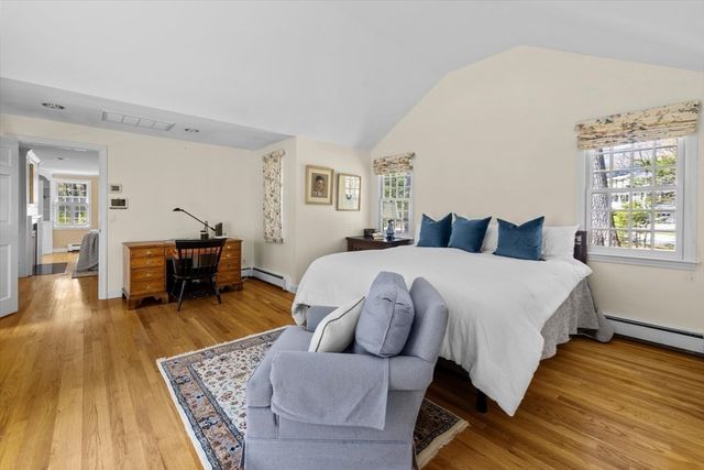 8 Sutton Road, Needham, MA 02492