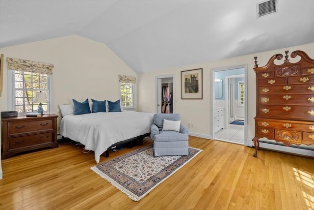 8 Sutton Road, Needham, MA 02492