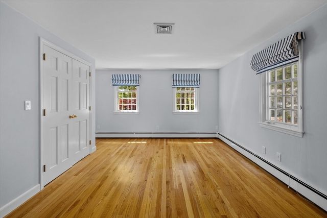 8 Sutton Road, Needham, MA 02492