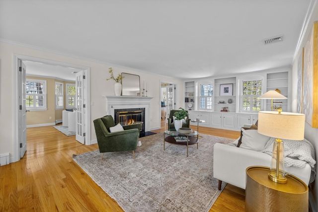 8 Sutton Road, Needham, MA 02492