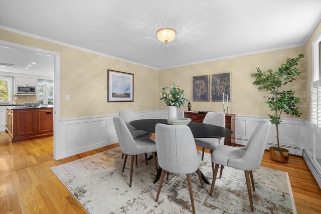 8 Sutton Road, Needham, MA 02492