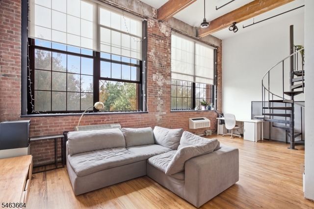 366 Trenton Ave 4G, Paterson City, NJ 07503