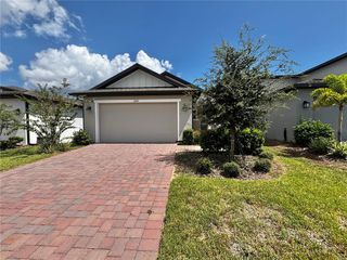 2248 TREASURE HILL STREET, Minneola, FL 34715