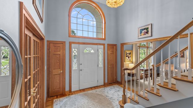 2506 Royal St Georges Court, St. Charles, IL 60174