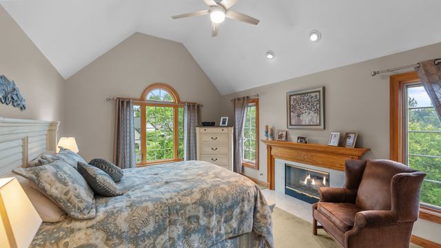 2506 Royal St Georges Court, St. Charles, IL 60174