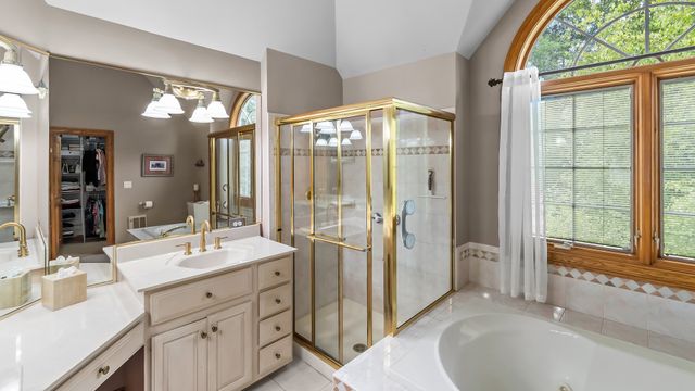 2506 Royal St Georges Court, St. Charles, IL 60174