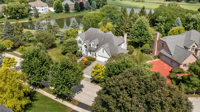 2506 Royal St Georges Court, St. Charles, IL 60174