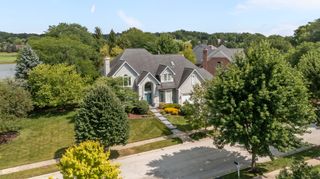 2506 Royal St Georges Court, St. Charles, IL 60174