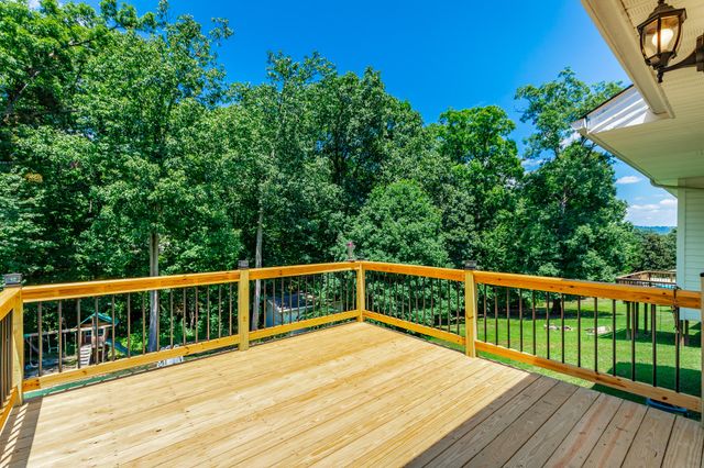 10095 Fielding Road, Ooltewah, TN 37363