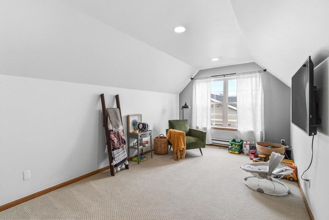 2225 Buckingham Road, Stoughton, WI 53589