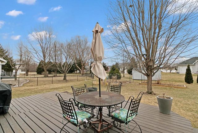 2225 Buckingham Road, Stoughton, WI 53589