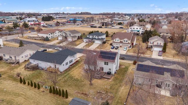 2225 Buckingham Road, Stoughton, WI 53589