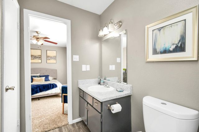 12211 Fondren 1406, Houston, TX 77035