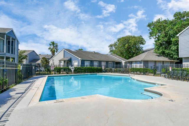 12211 Fondren 1406, Houston, TX 77035