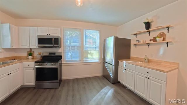 128 S 35th Street, Belleville, IL 62226