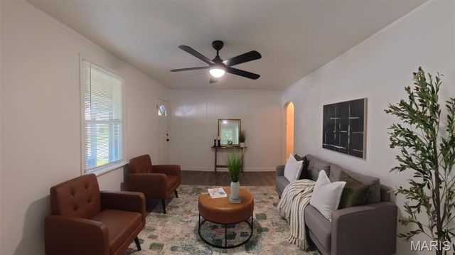 128 S 35th Street, Belleville, IL 62226
