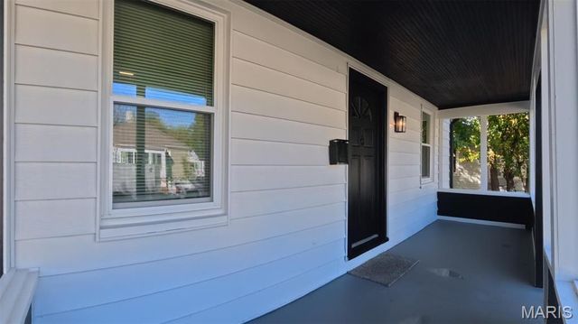 128 S 35th Street, Belleville, IL 62226