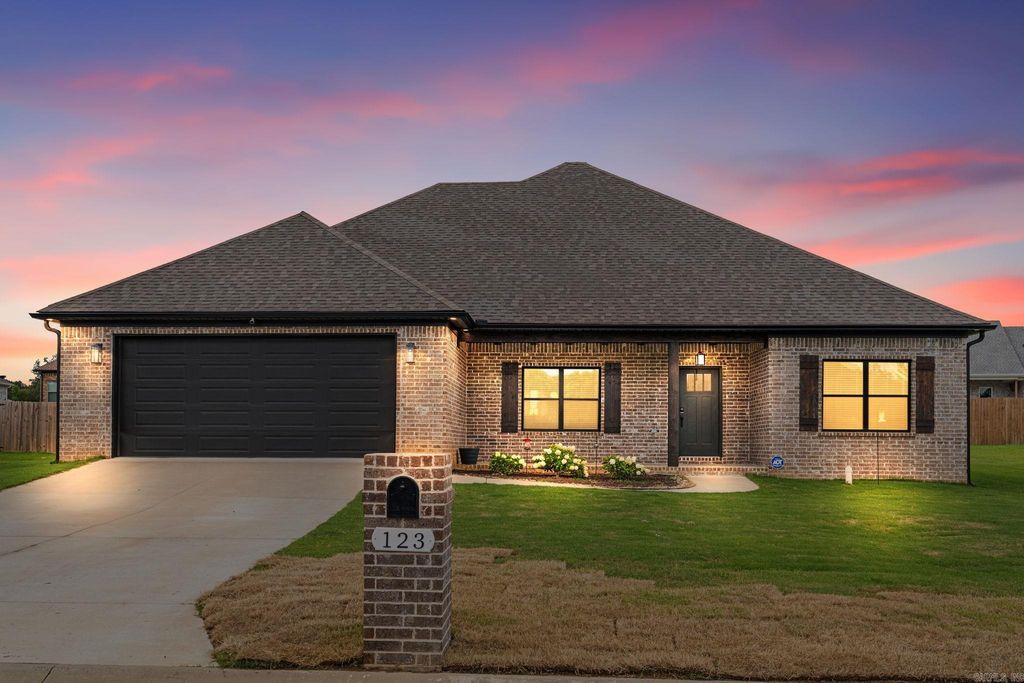 123 Michelle Drive, Beebe, AR 72012