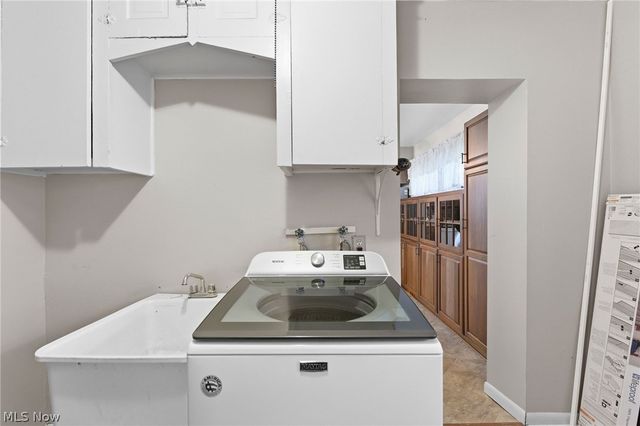 3803 Center Drive, Parma, OH 44134