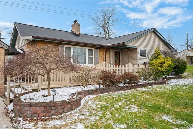 3803 Center Drive, Parma, OH 44134