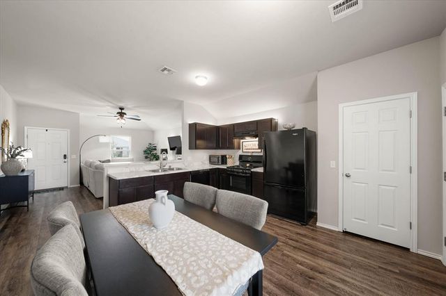 1821 Hayes Lane, Oklahoma City, OK 73127