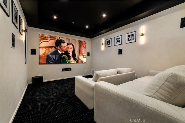 16749 Addison, Encino, CA 91436