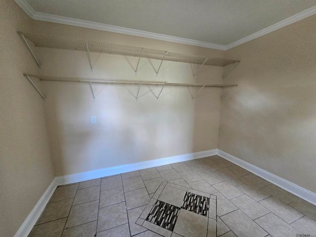 15211 Riverdale Ave, Baton Rouge, LA 70816