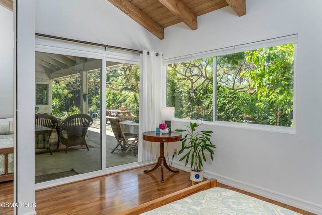 2124 Glenhollow Street, Westlake Village, CA 91361