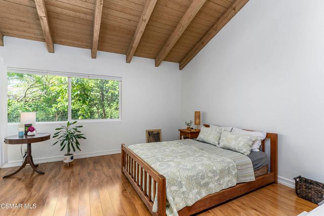 2124 Glenhollow Street, Westlake Village, CA 91361