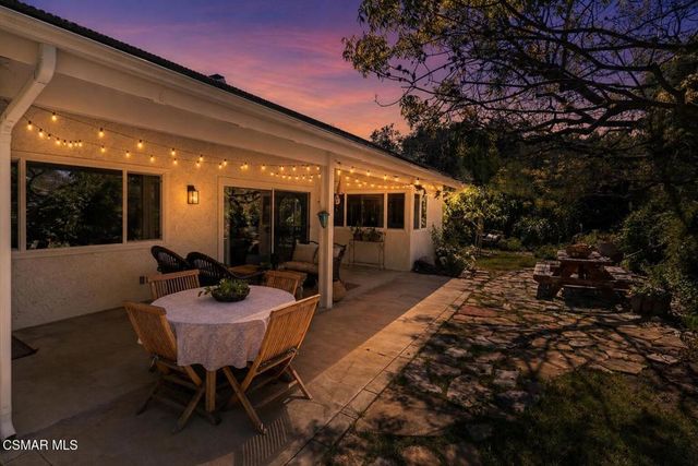 2124 Glenhollow Street, Westlake Village, CA 91361