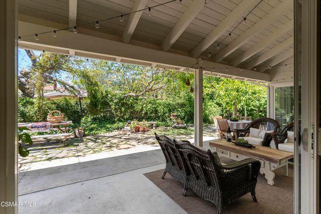 2124 Glenhollow Street, Westlake Village, CA 91361