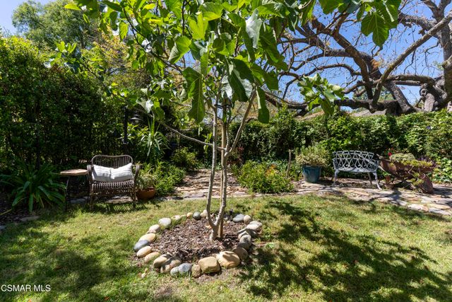 2124 Glenhollow Street, Westlake Village, CA 91361