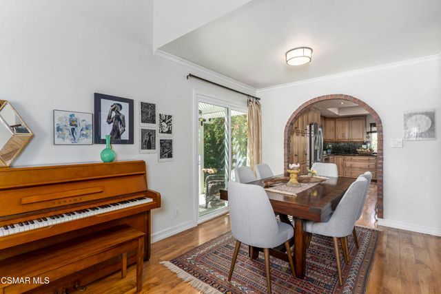 2124 Glenhollow Street, Westlake Village, CA 91361