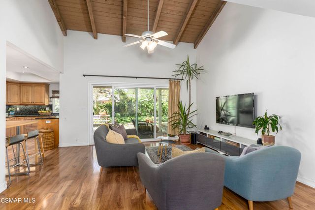 2124 Glenhollow Street, Westlake Village, CA 91361