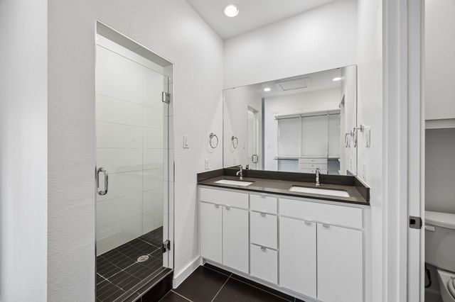 4905 Live Oak Street D, Dallas, TX 75206