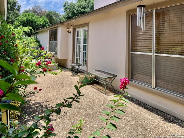 5922 Heather View, San Antonio, TX 78249