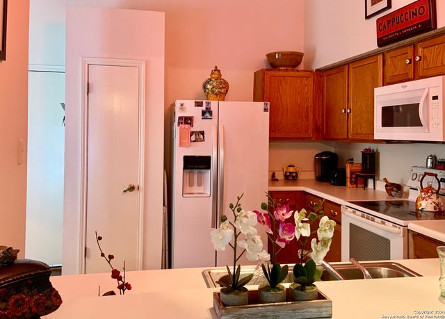 5922 Heather View, San Antonio, TX 78249