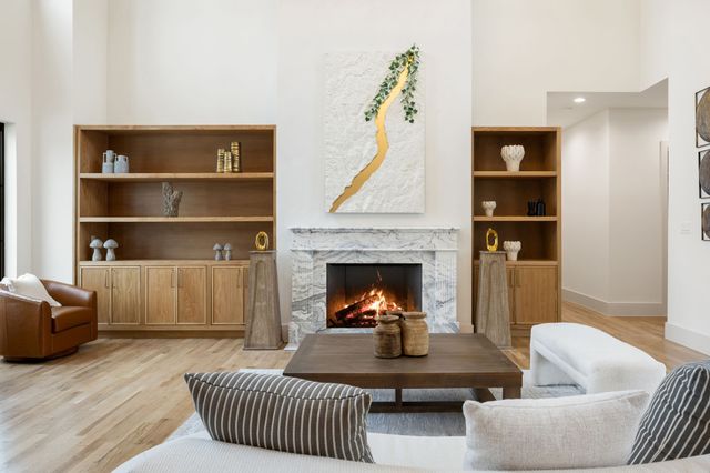 6452 Walnut Hill Lane, Dallas, TX 75230