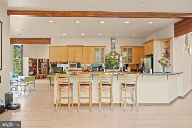 6525 76TH ST, Cabin John, MD 20818