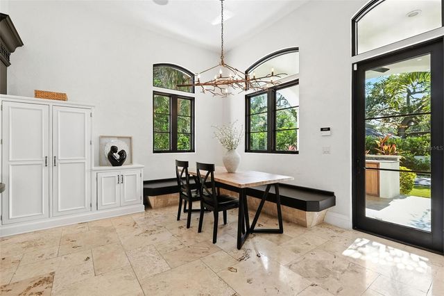 4555 W SWANN AVENUE, Tampa, FL 33609