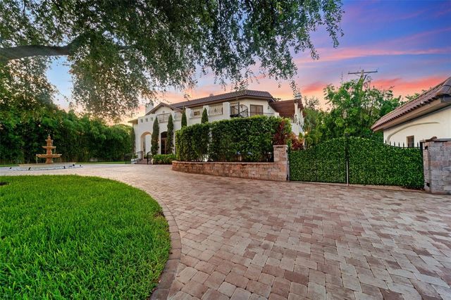 4555 W SWANN AVENUE, Tampa, FL 33609