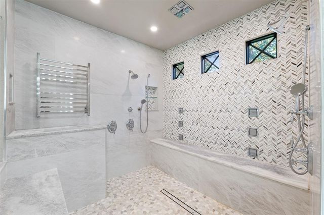 4555 W SWANN AVENUE, Tampa, FL 33609