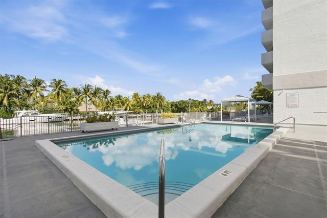 10000 W Bay Harbor Drive 501, Bay Harbor Islands, FL 33154