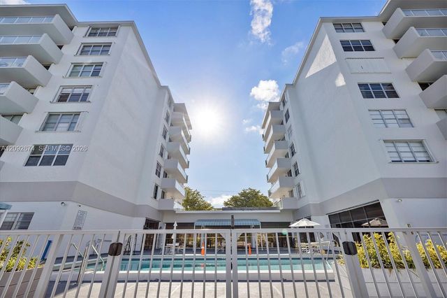 10000 W Bay Harbor Drive 501, Bay Harbor Islands, FL 33154