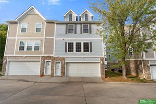 14664 Taylor Plaza, Omaha, NE 68116