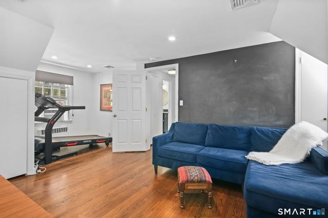 189 Riversville Road, Greenwich, CT 06831