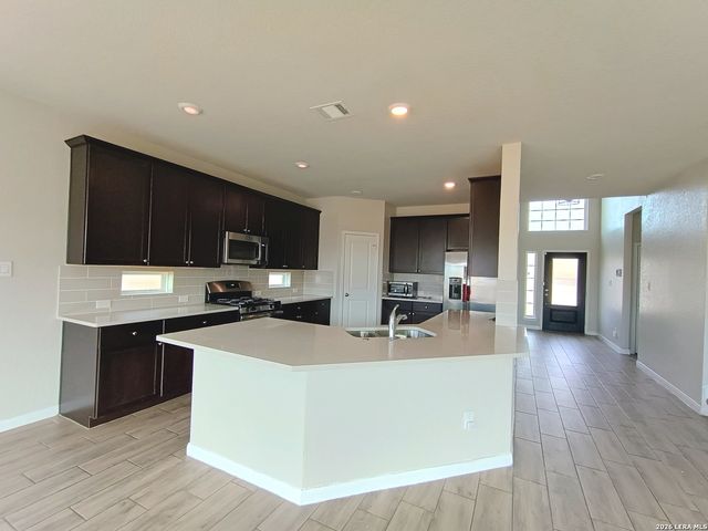 11927 Tower Forest, San Antonio, TX 78253