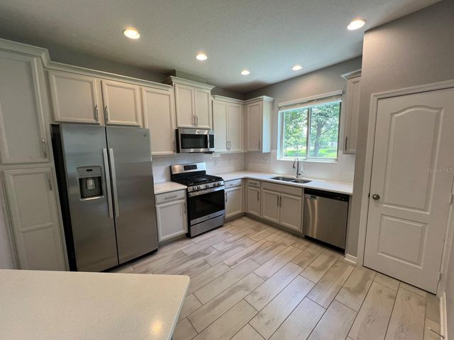 321 EVERTREE LOOP, Sanford, FL 32771