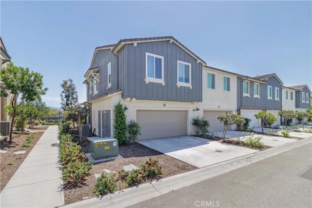 3560 E Lantern Paseo 138, Ontario, CA 91761