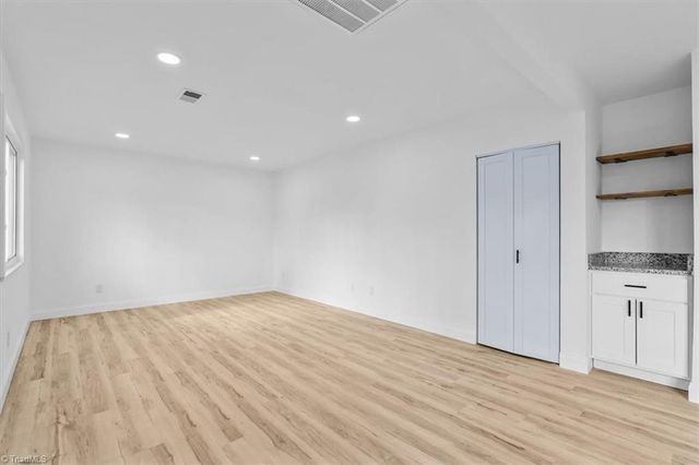 312 Spicewood Drive, Greensboro, NC 27405